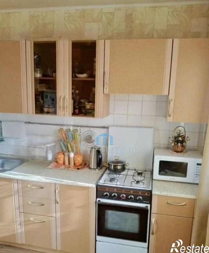 2-комн квартира Запорожская улица, 13
