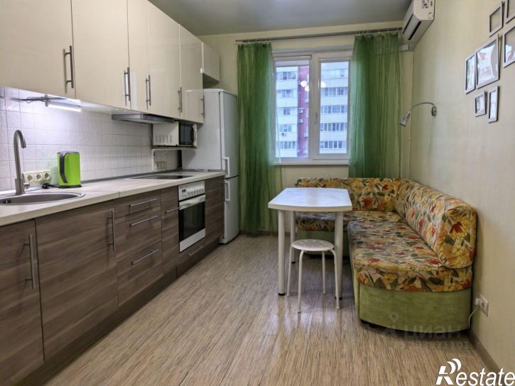 1-комн квартира ул Революционная, 4,  д. 4
