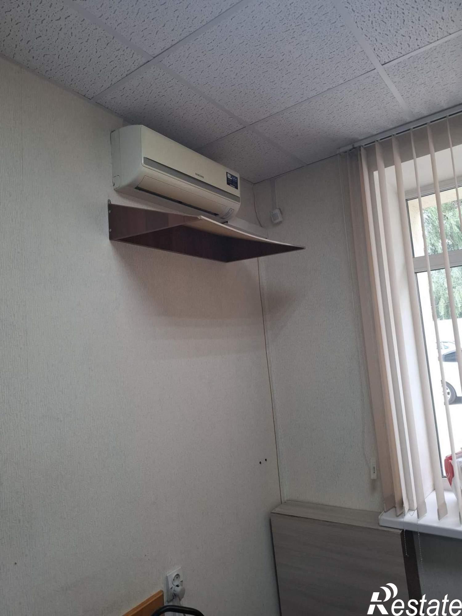 Сдать офис, помещение под офис за 11 999 рублей на Александра Матросова улица, д.153д