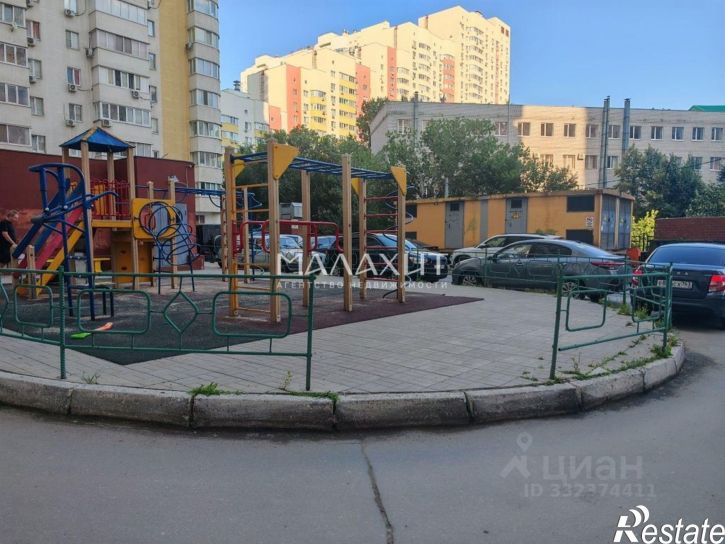1-комн квартира ул Революционная, 4,  д. 4