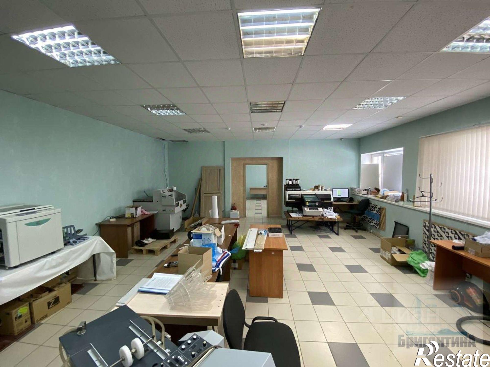 Купить офис, помещение под офис за 5 014 530 рублей на ул Революционная, 70Г