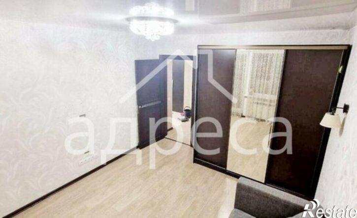 3-комн квартира улица Александра Матросова, 49,  д. 49