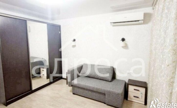 3-комн квартира улица Александра Матросова, 49,  д. 49