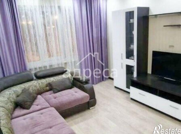 3-комн квартира улица Александра Матросова, 49,  д. 49