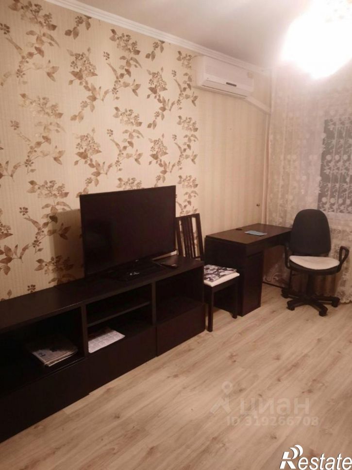 2-комн квартира ул Крайняя, 14,  д. 14