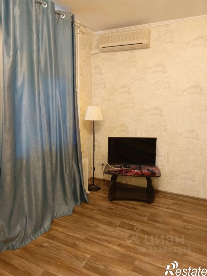 2-комн квартира ул Запорожская, 17,  д. 17