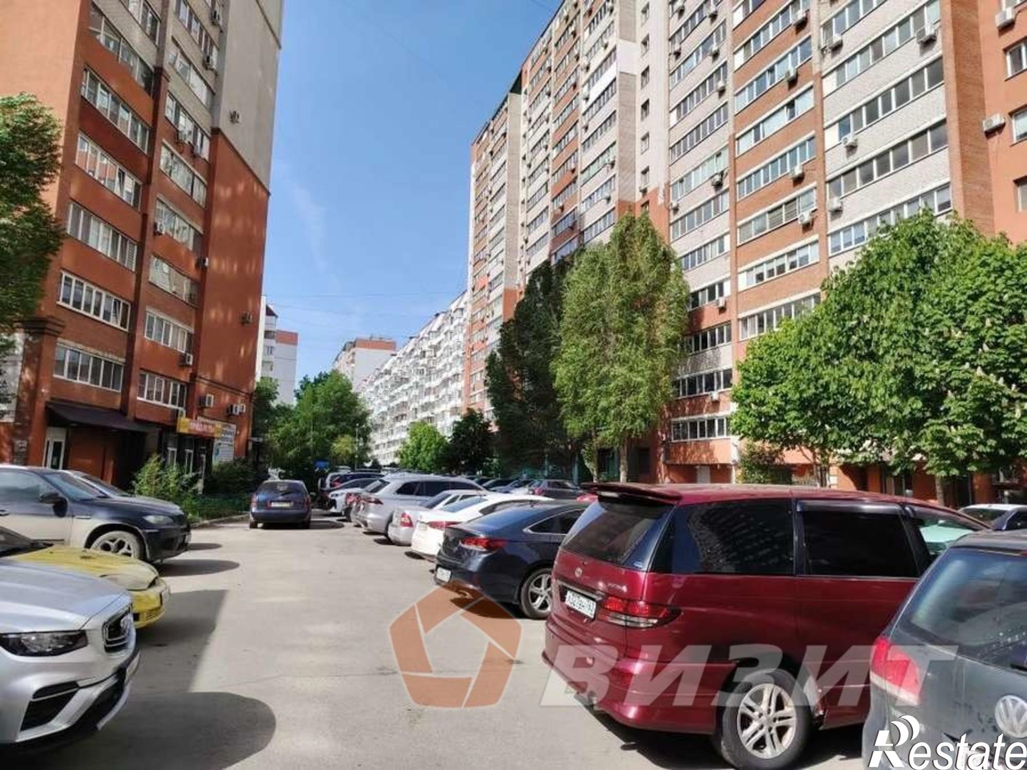 Купить торговое помещение за 21 000 000 рублей на Вольская улица, 85
