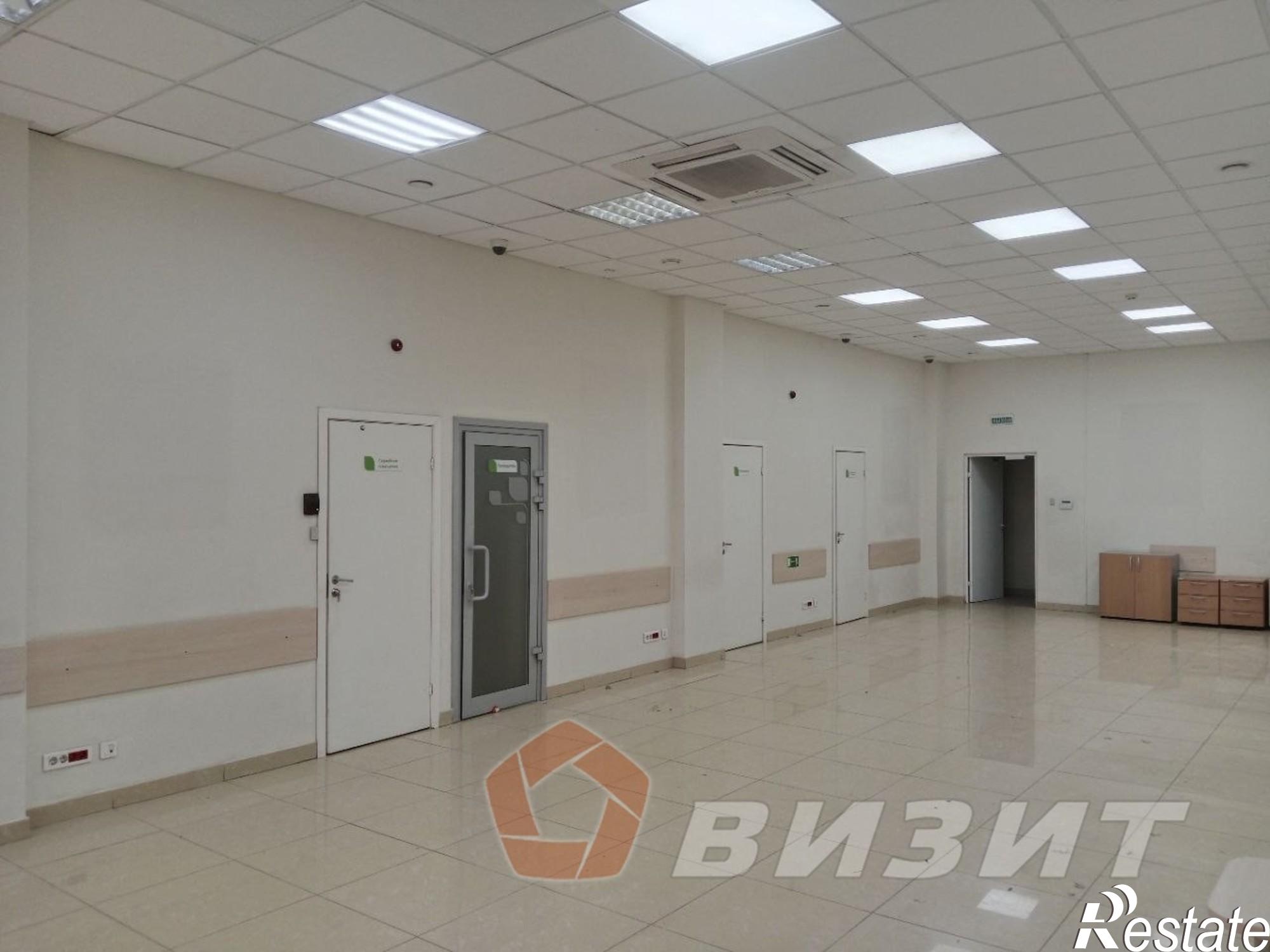 Сдать торговое помещение за 250 000 рублей на Московское шоссе, 45