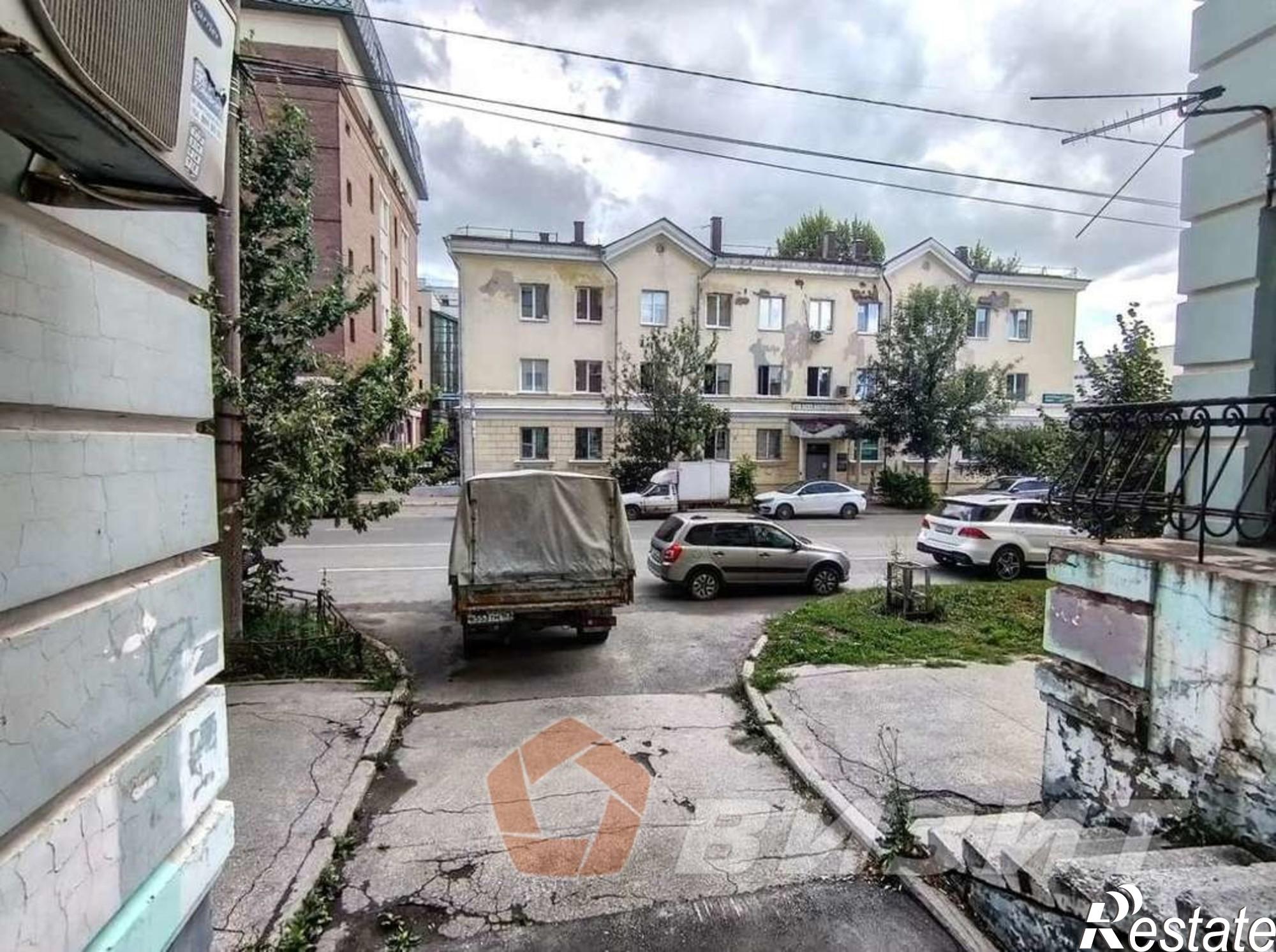 Сдать складское помещение за 99 000 рублей на Садовая улица, 156