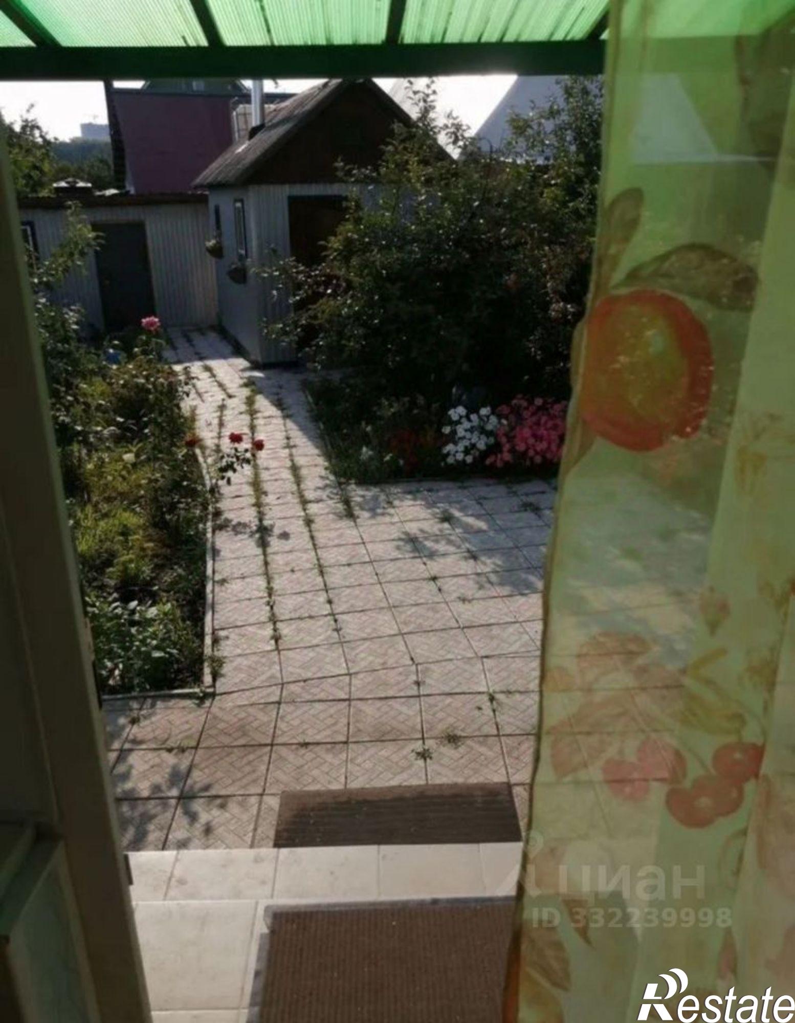 Купить дачу, дом, коттедж за 4 200 000 рублей на СНТ Дачница, 11-я улица, 47