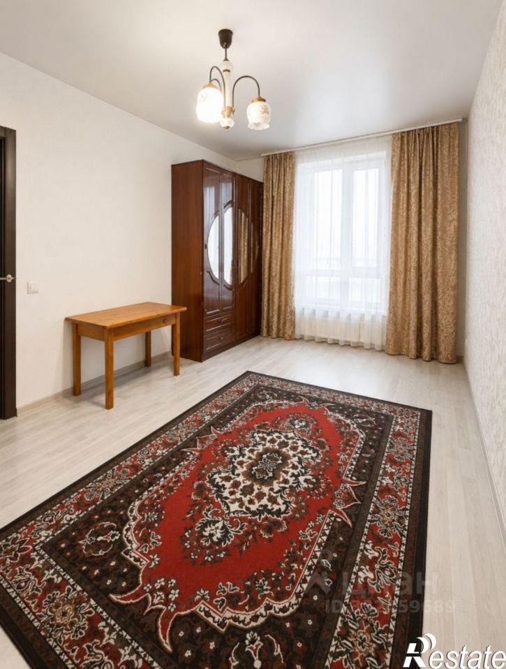 1-комн квартира ул Маршала Устинова, 8,  д. 8