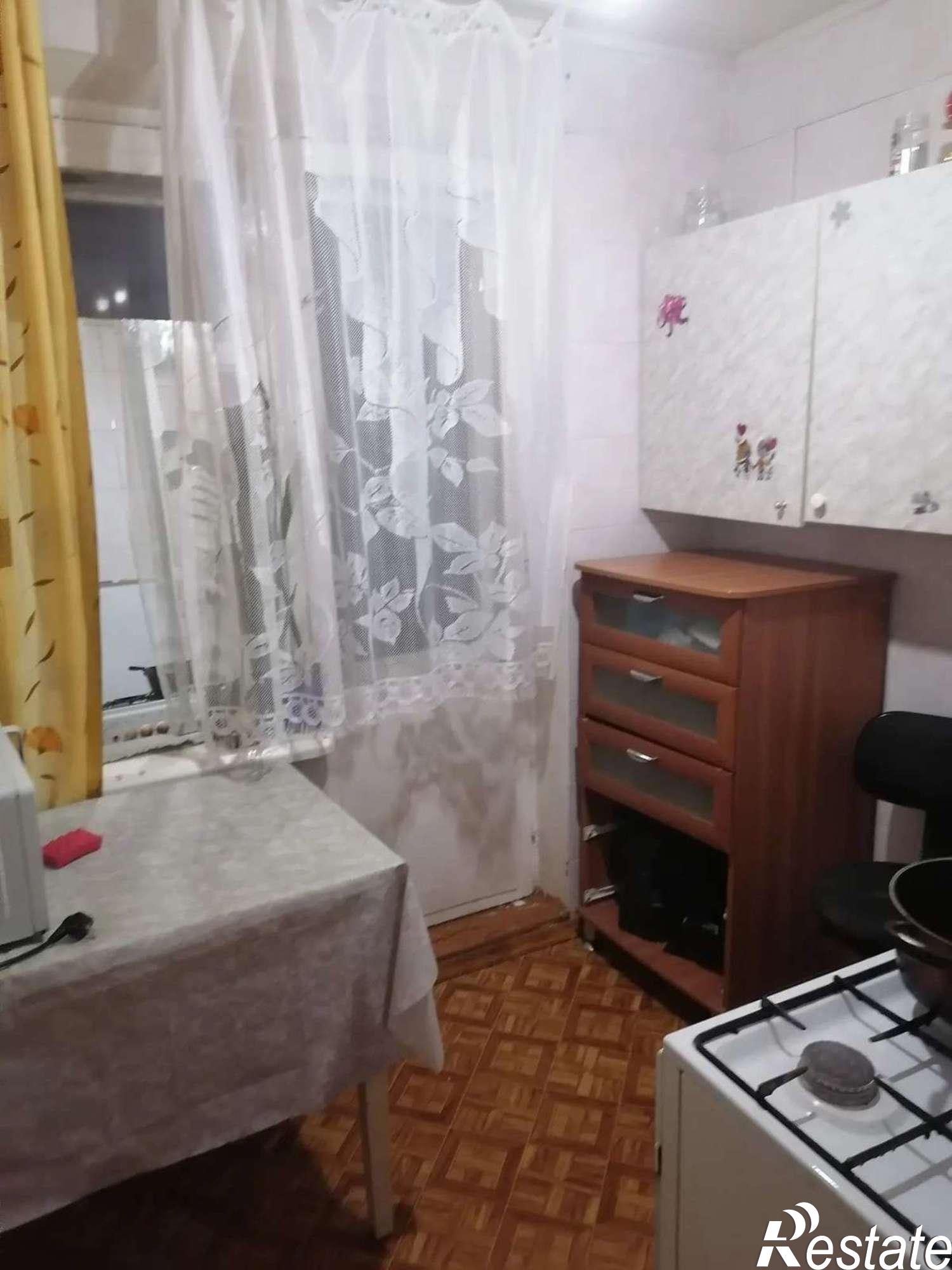 Купить квартиру за 4 200 000 рублей на Мориса Тореза улица, 18