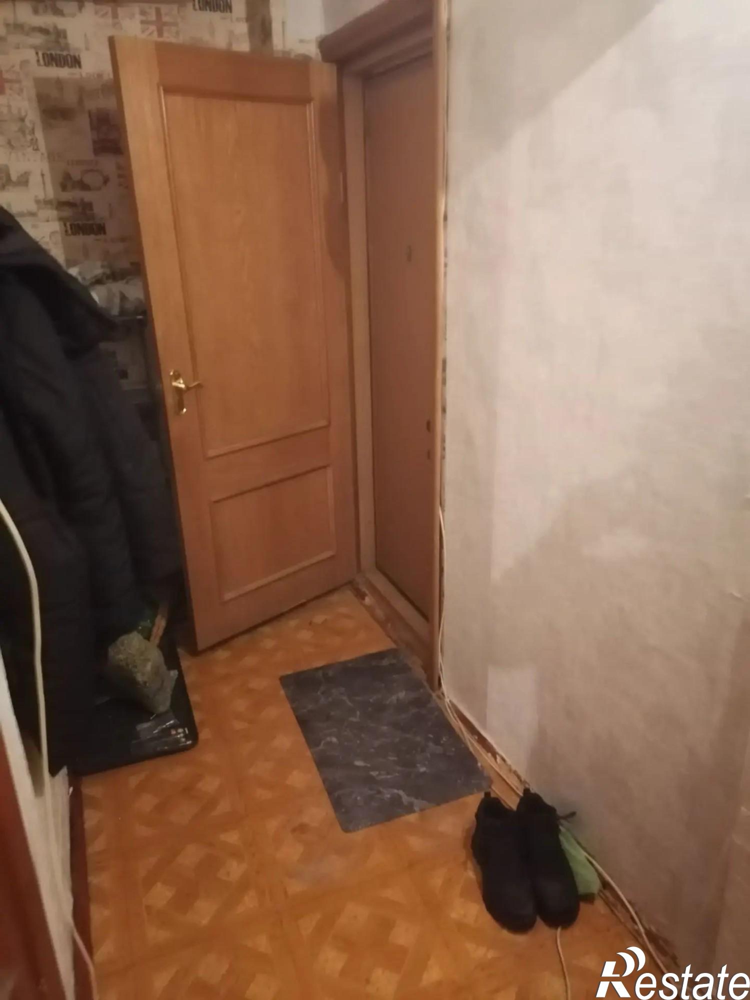 Купить квартиру за 4 200 000 рублей на Мориса Тореза улица, 18