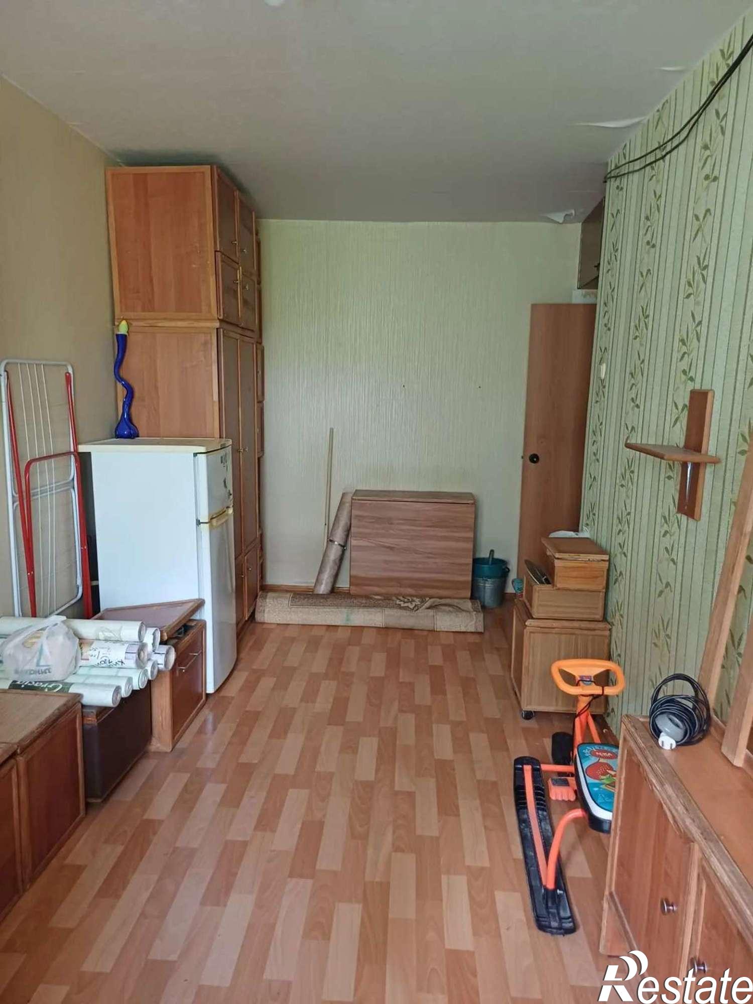 Купить комнату за 850 000 рублей на 15-й квартал, 10