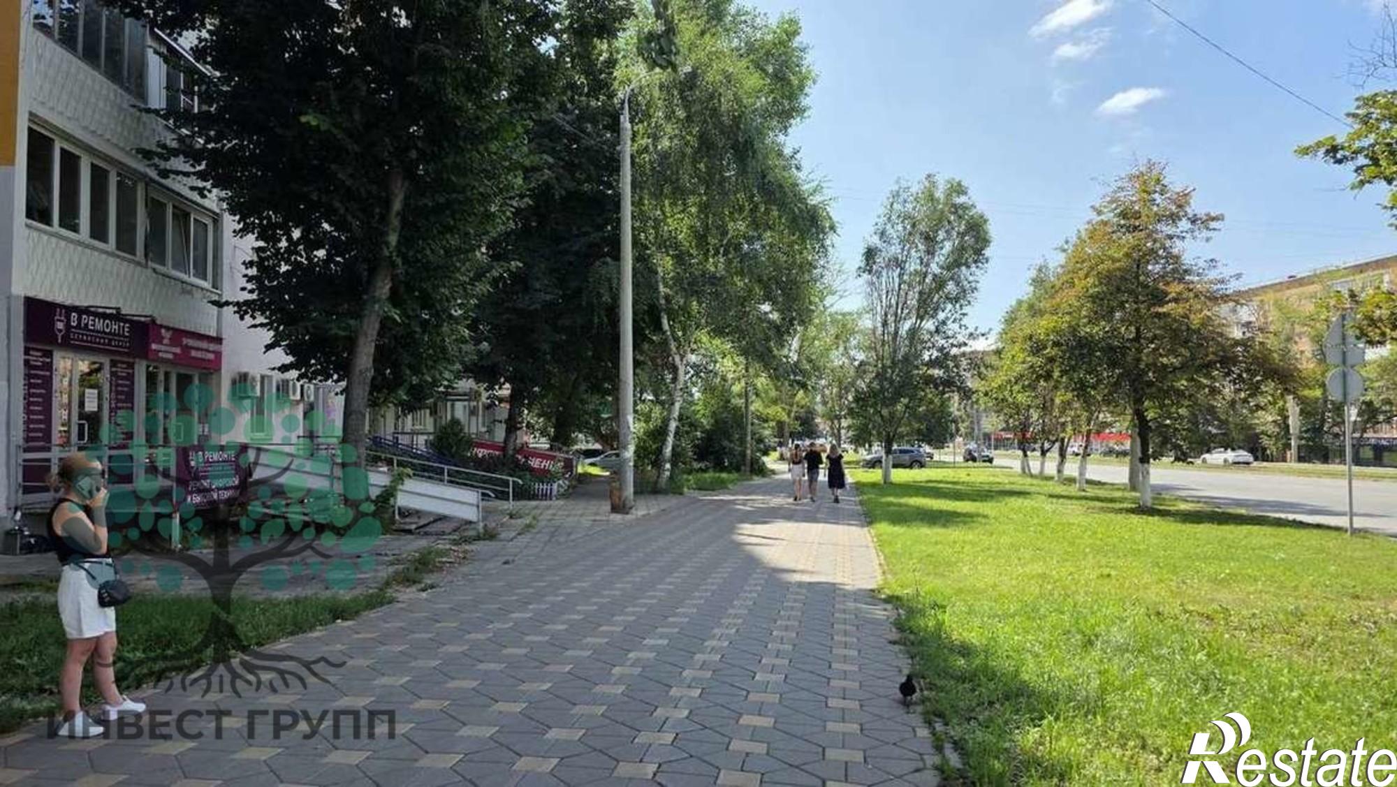Сдать торговое помещение за 65 000 рублей на Ленина проспект, 7