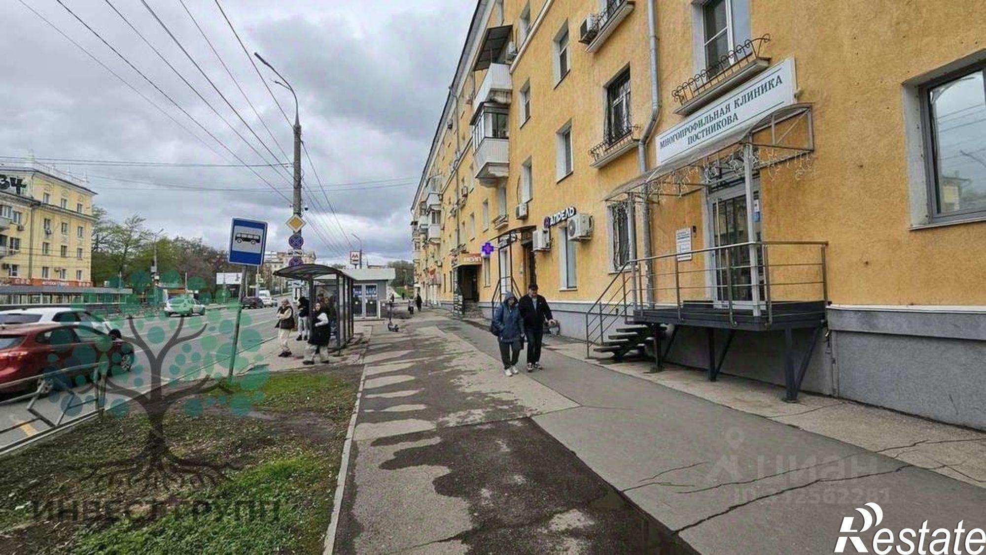 Сдать торговое помещение за 135 000 рублей на ул Гагарина, 120