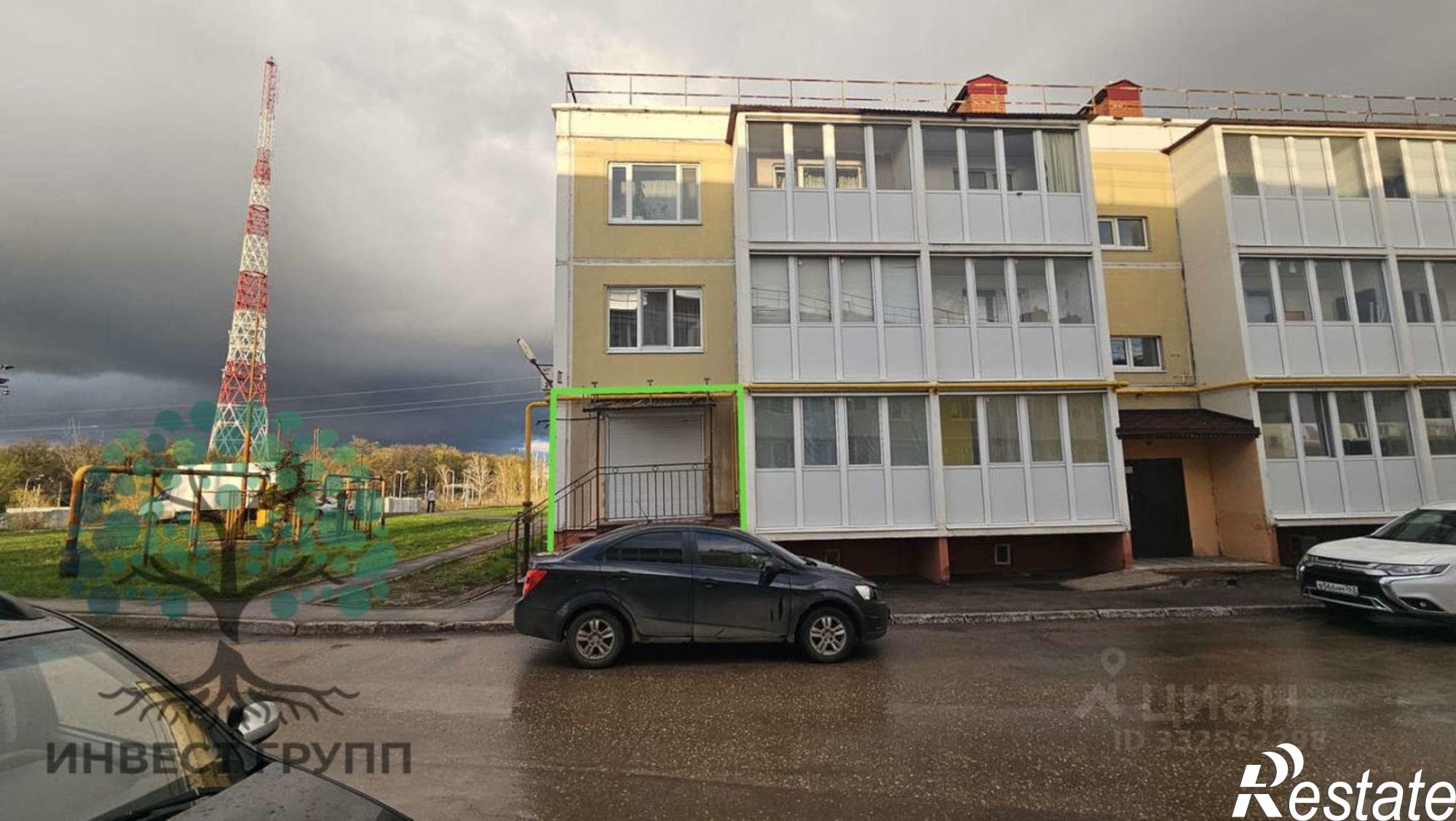 Купить торговое помещение за 5 897 480 рублей на ул Демократическая, 188