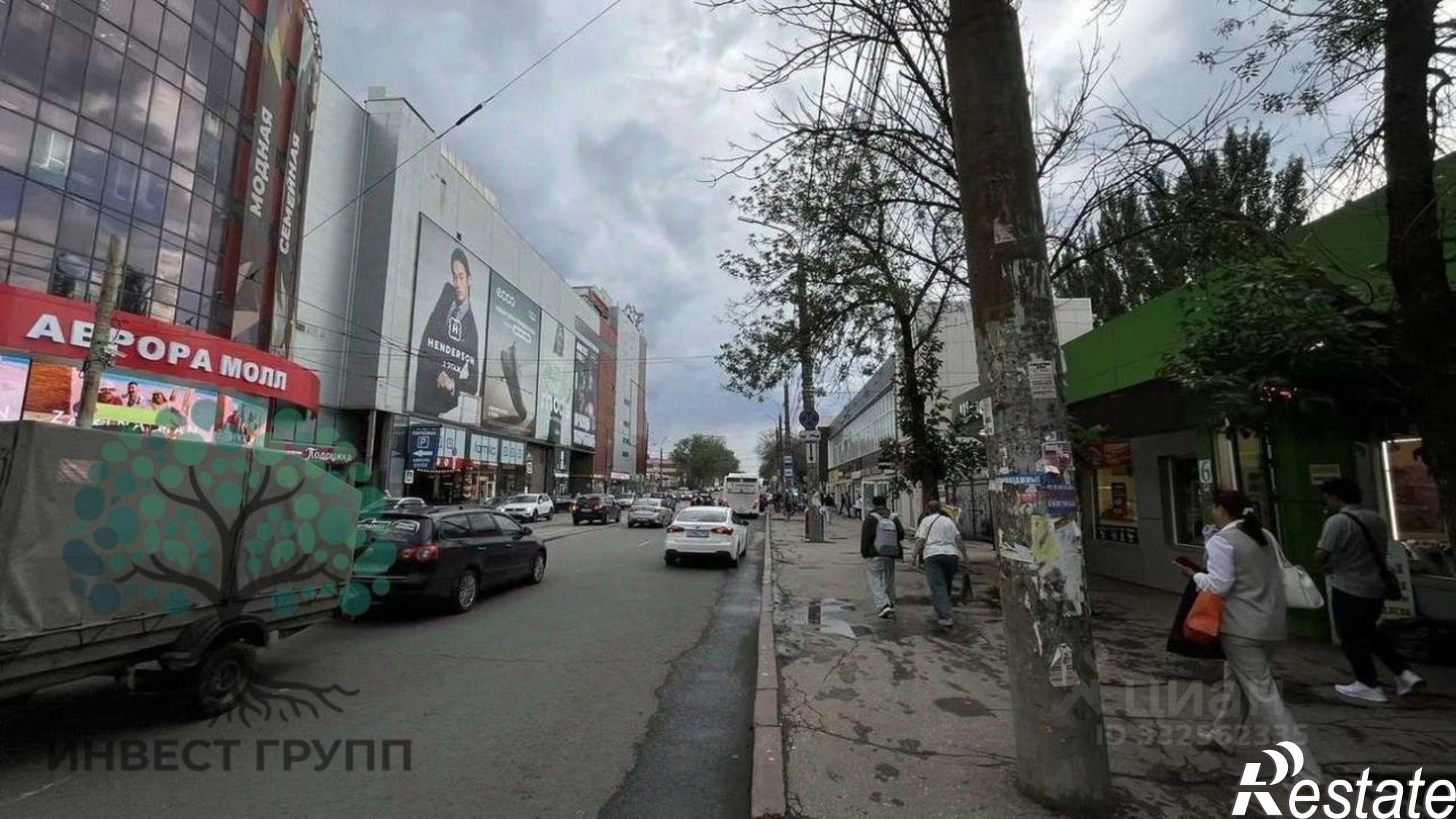 Купить торговое помещение за 11 414 400 рублей на ул Авроры, 106