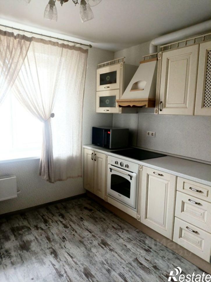 3-комн квартира ул Енисейская, 50,  д. 50