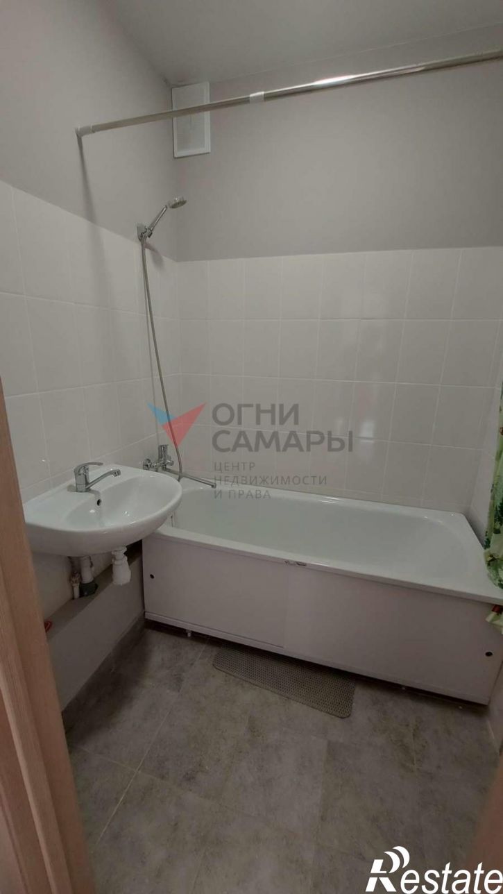 2-комн квартира Крайняя улица, 41