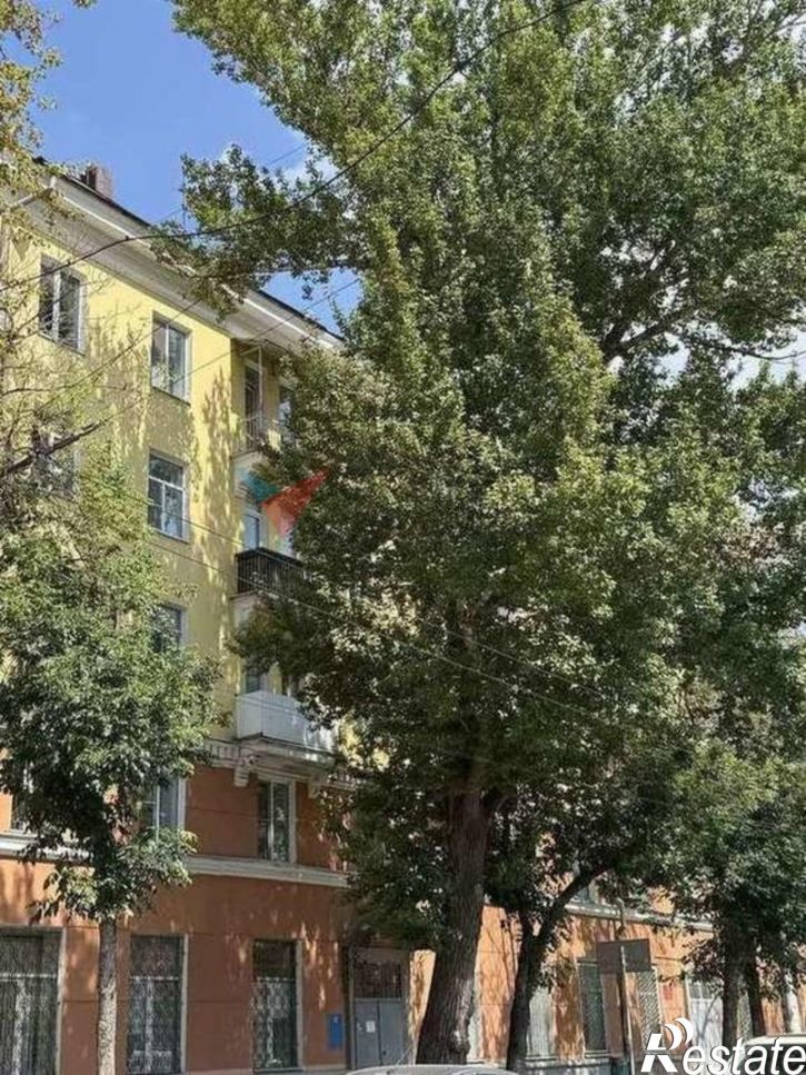 4-комн квартира Никитинская пл, 5/28