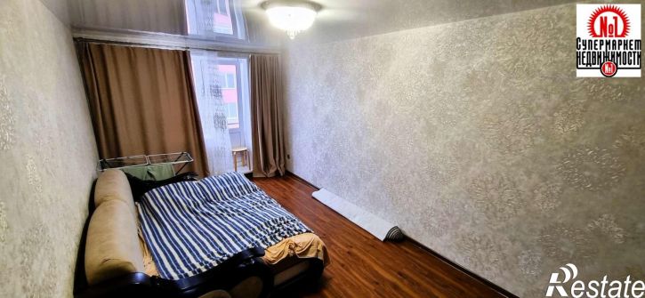 3-комн квартира Виталия Жалнина улица, 22