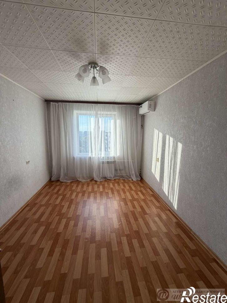 3-комн квартира Гаражная улица, 20