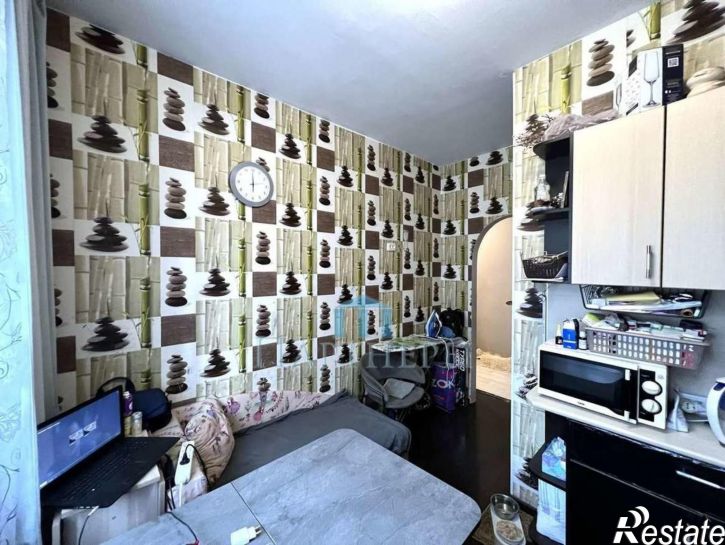2-комн квартира Строителей улица, 27