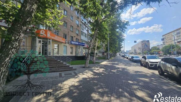 Торговое помещение Ново-Садовая улица, 25