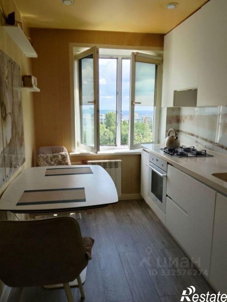 2-комн квартира пр-кт Карла Маркса, 460,  д. 460