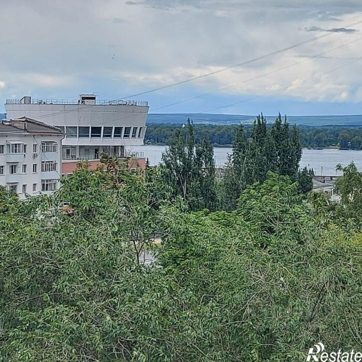 2-комн квартира ул Молодогвардейская, 221,  д. 221