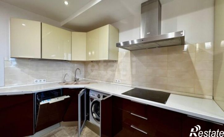 2-комн квартира пр-кт Карла Маркса, 245,  д. 245