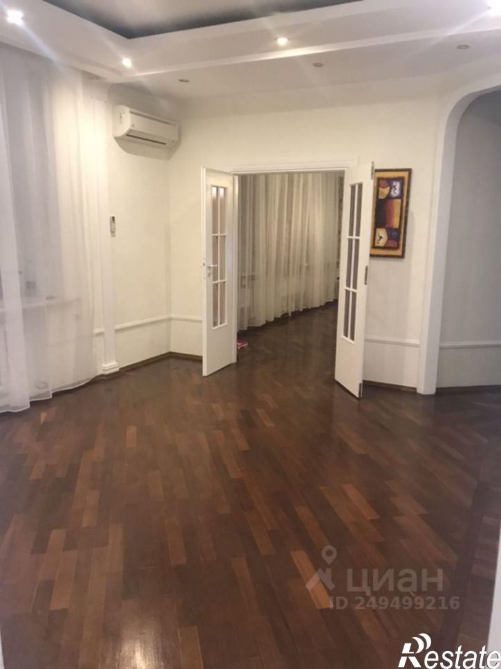 4-комн квартира ул Ново-Садовая, 8/2,  д. 8/2