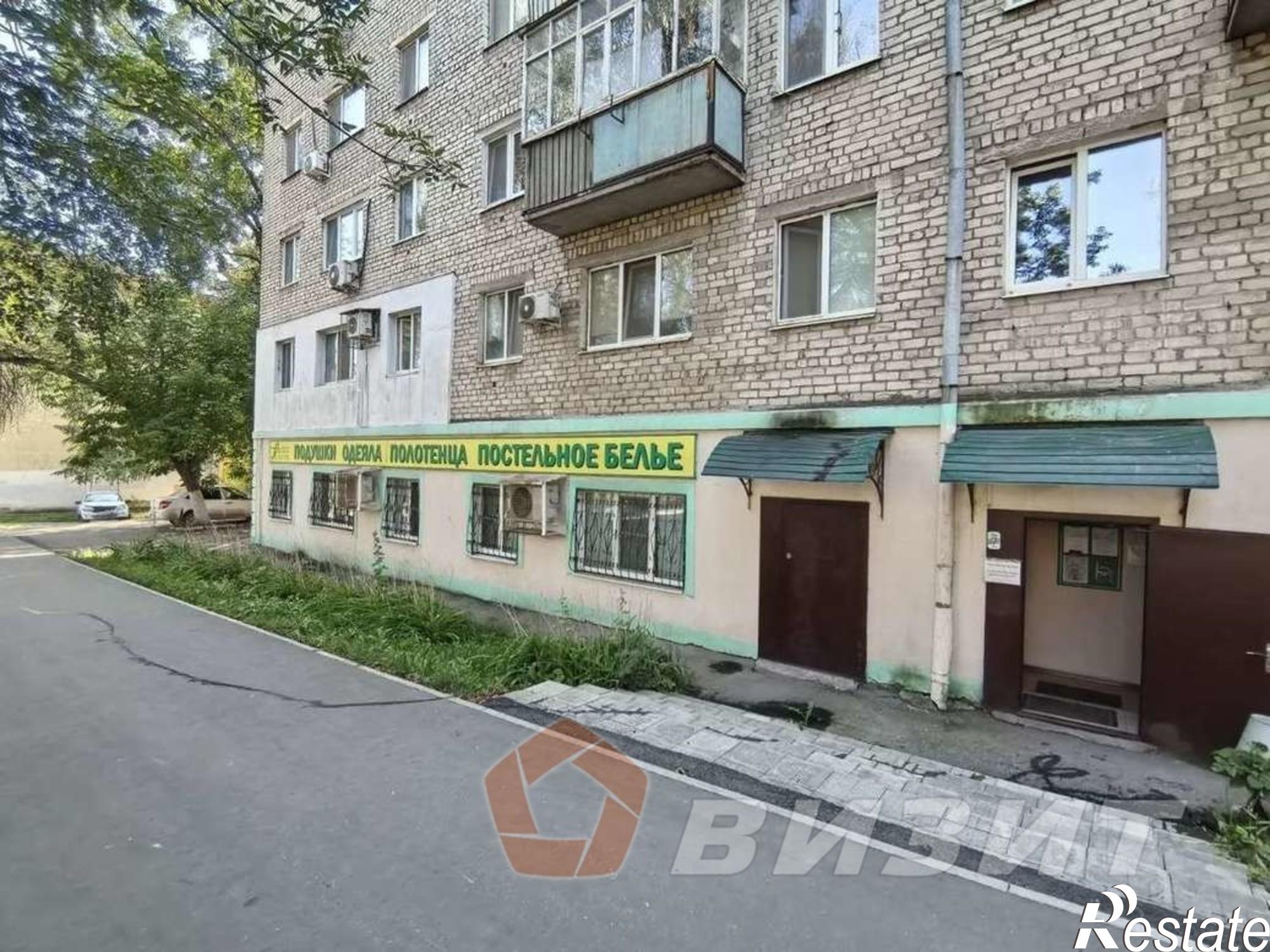 Сдать торговое помещение за 65 000 рублей на Александра Матросова улица, 78