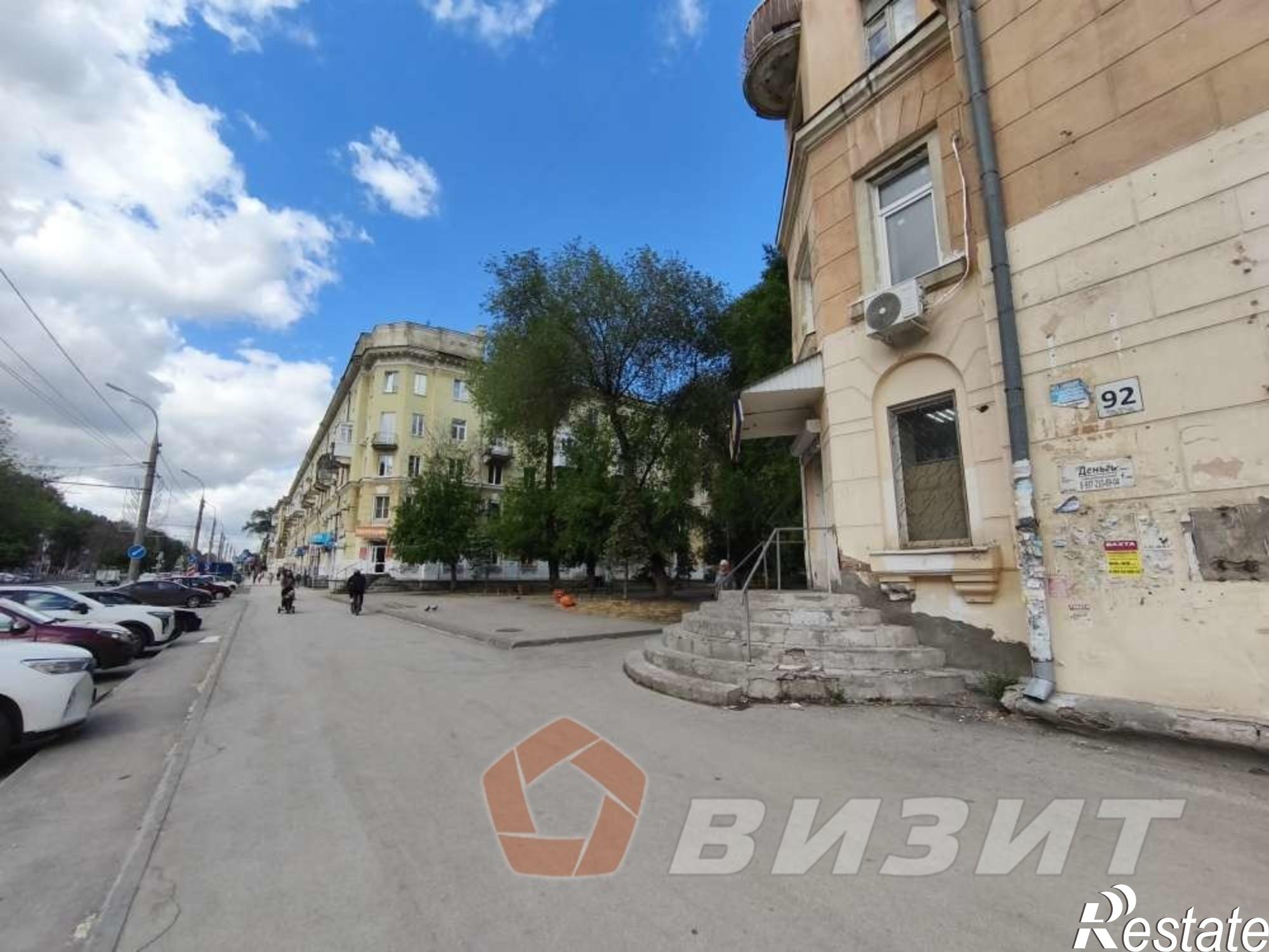 Сдать торговое помещение за 80 000 рублей на Победы улица, 92