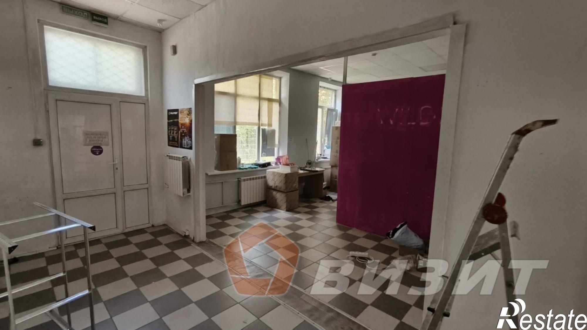 Сдать торговое помещение за 136 500 рублей на 22 Партсъезда улица, 16