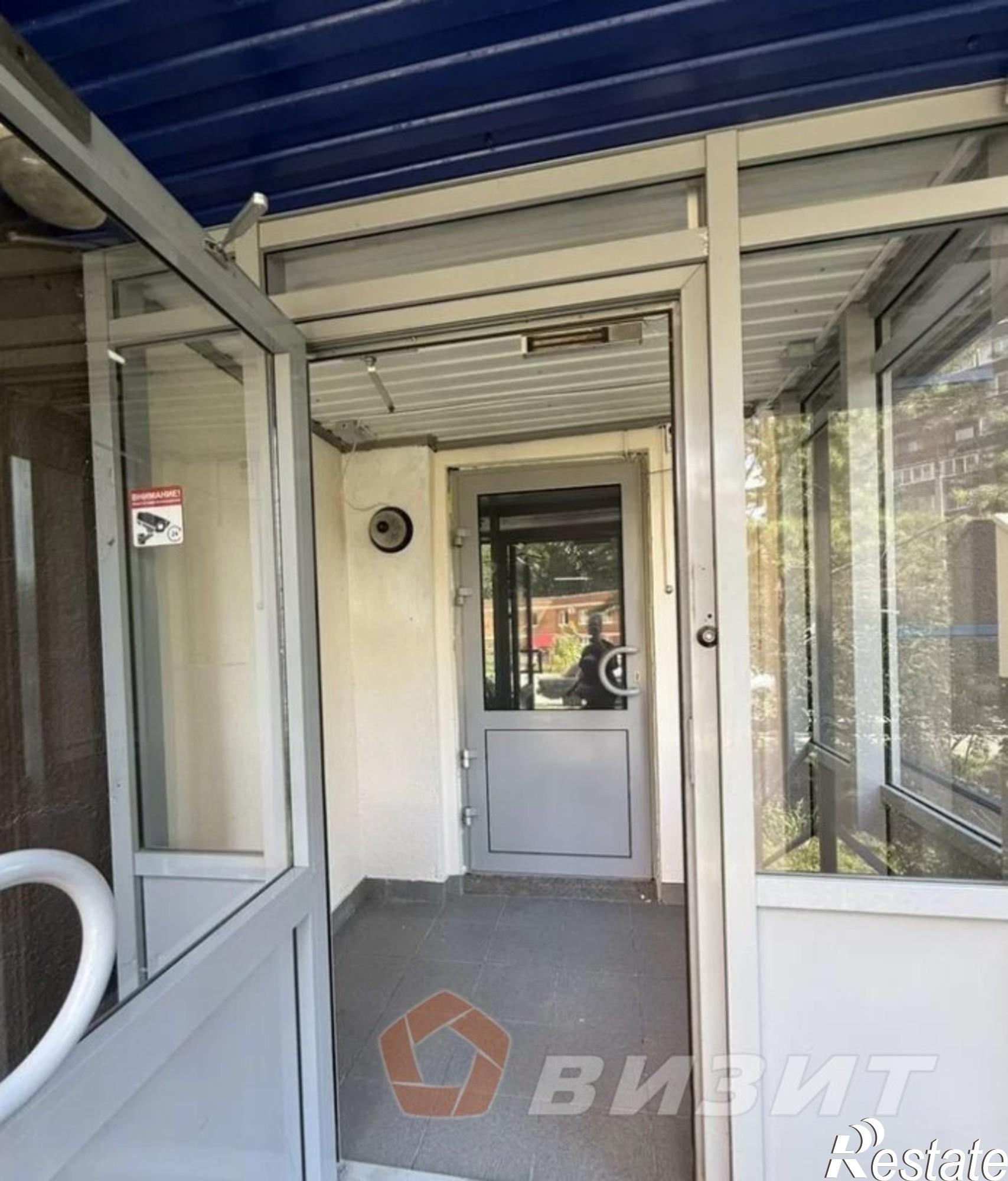 Купить торговое помещение за 9 200 000 рублей на 5-я просека, 106