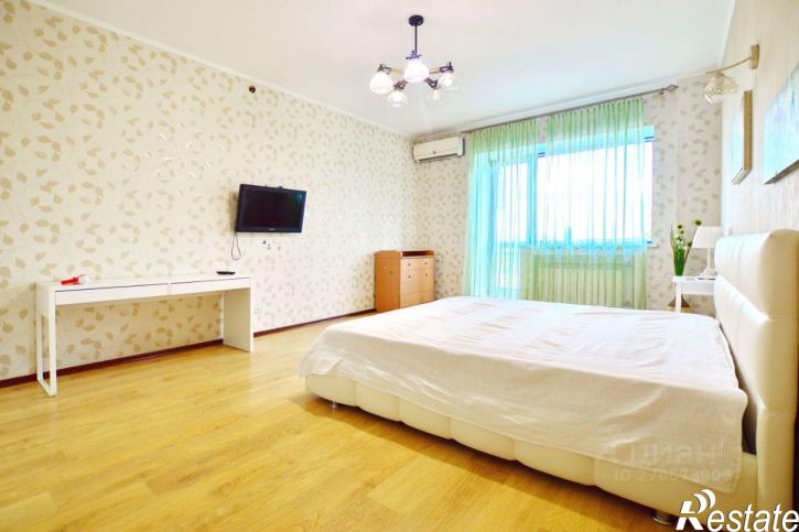 3-комн квартира ул Осипенко, 3,  д. 3