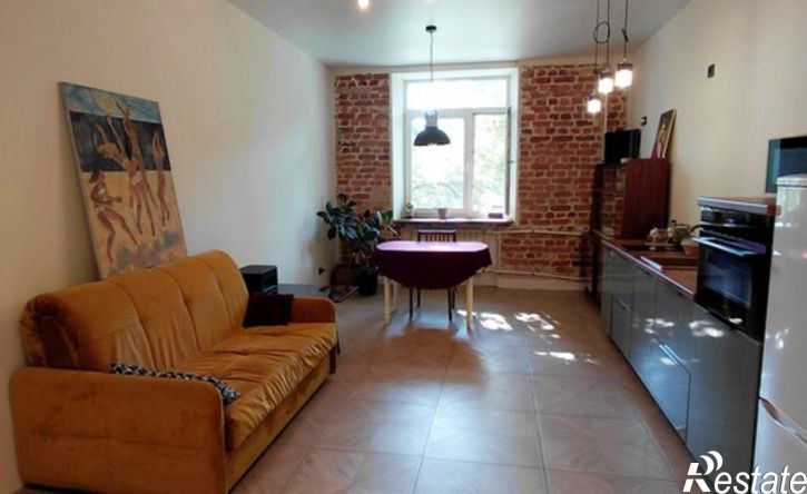3-комн квартира ул Николая Панова, 4,  д. 4