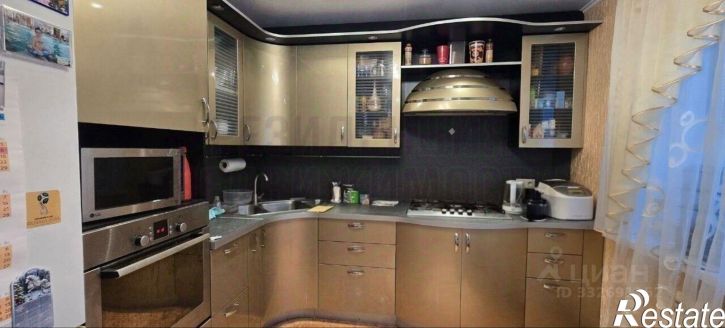 3-комн квартира ул Парижской Коммуны, 19а,  д. 19а