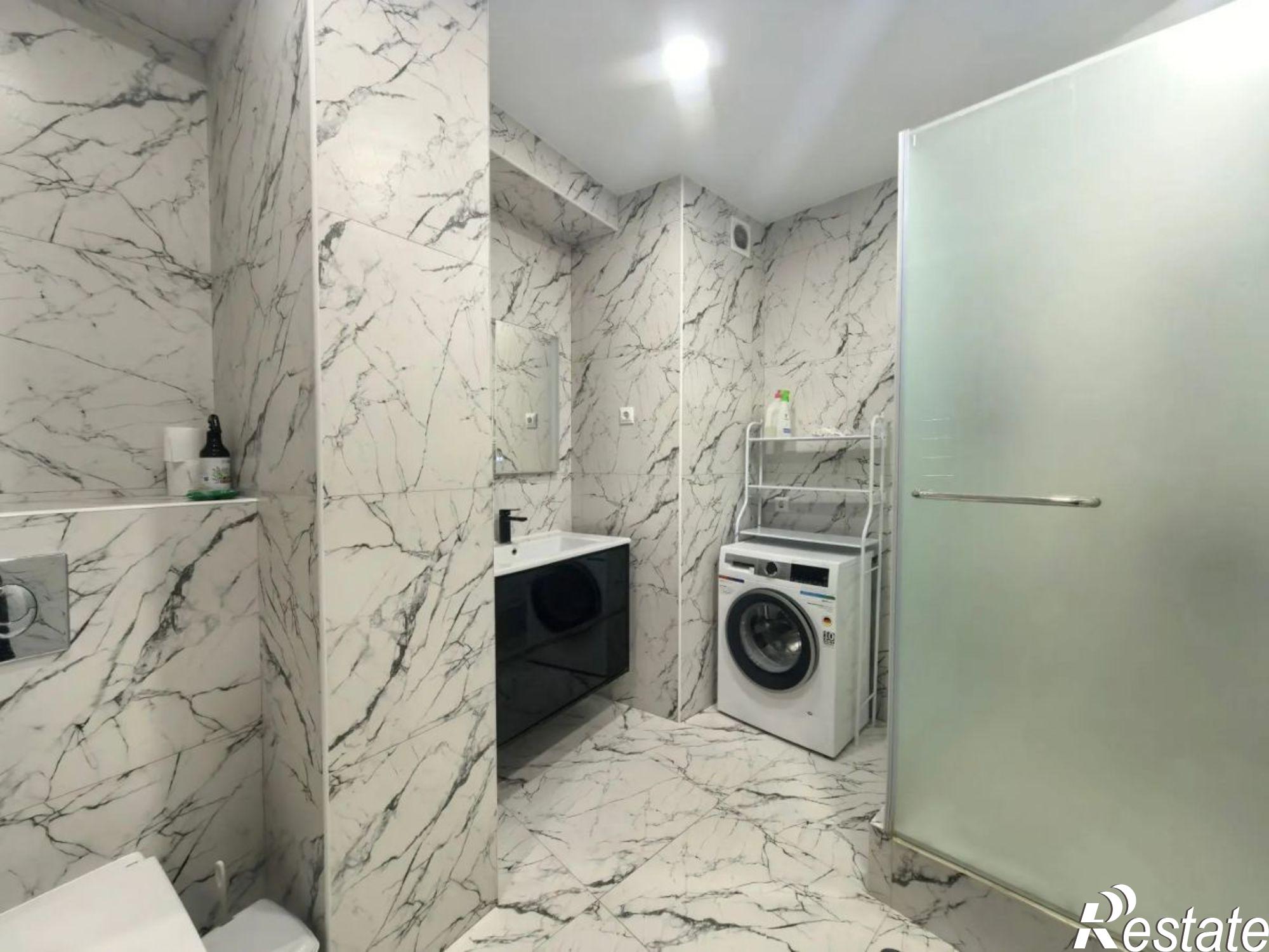Купить квартиру за 14 050 000 рублей на Аэродромная улица, 98А