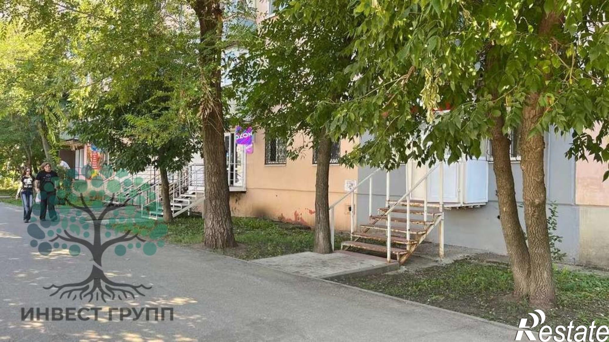 Купить торговое помещение за 7 500 000 рублей на Мориса Тореза улица, 55