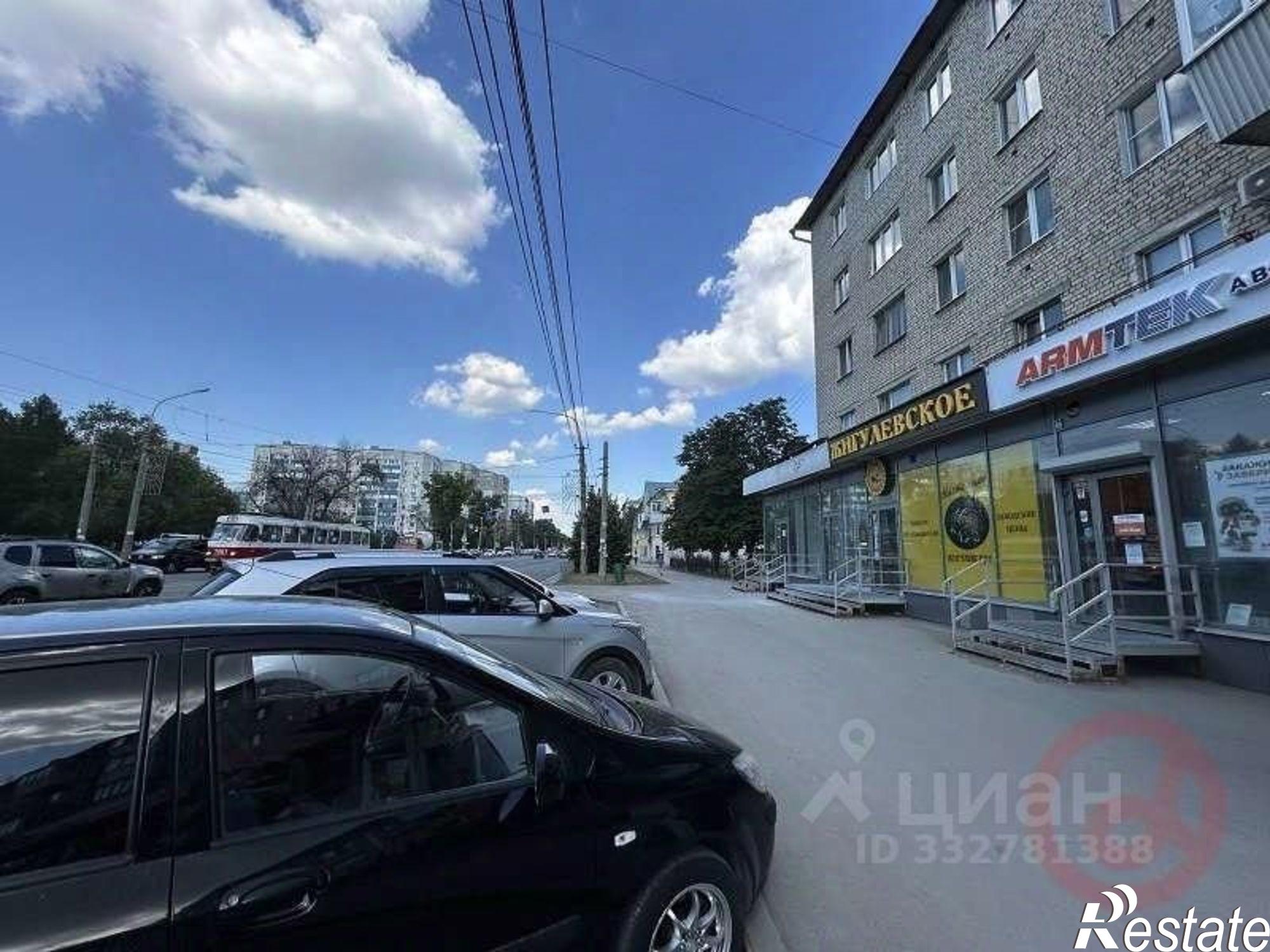 Сдать торговое помещение за 125 004 рублей на ул Металлистов, 13