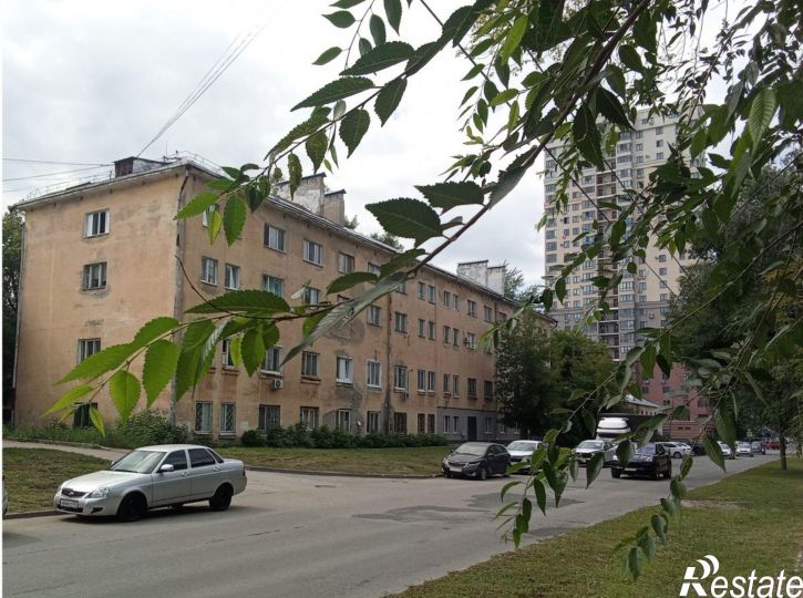 Комната Гаражная улица, 11