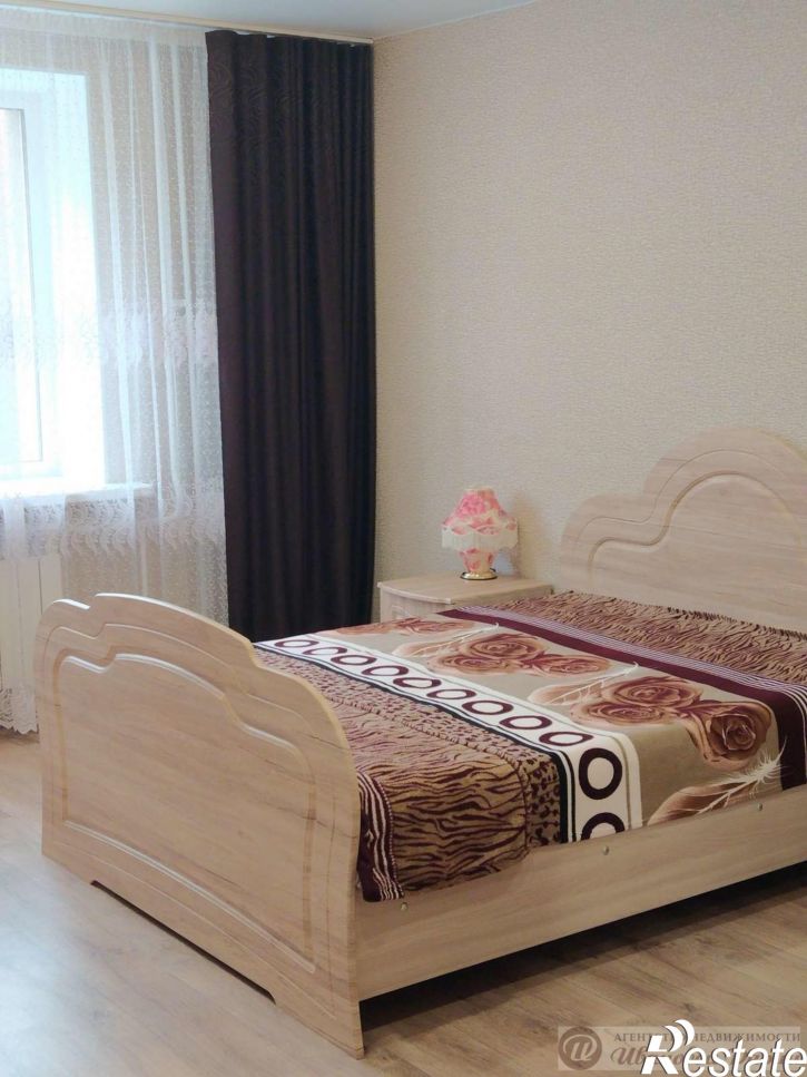 2-комн квартира Строителей улица, 33