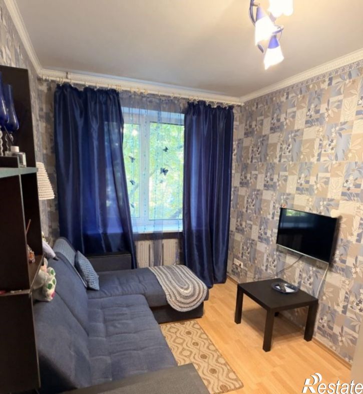 2-комн квартира Челюскинцев улица, 11