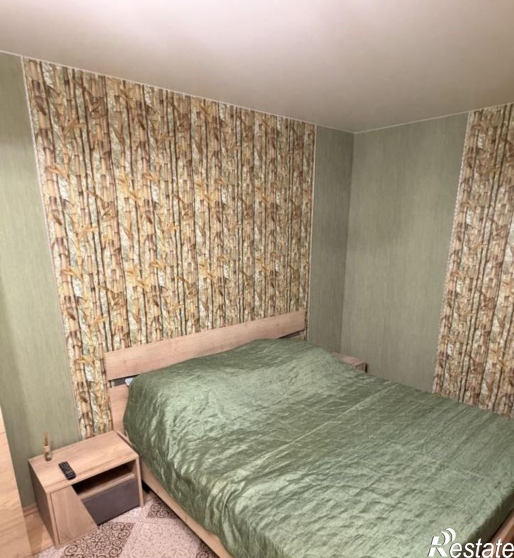 2-комн квартира Челюскинцев улица, 11