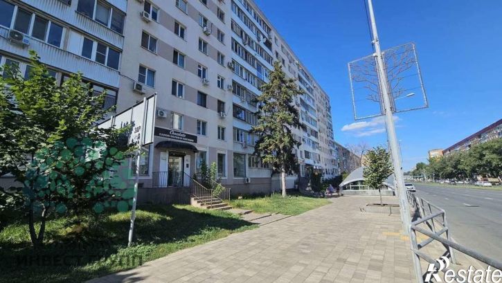 Торговое помещение Ново-Садовая улица, 22