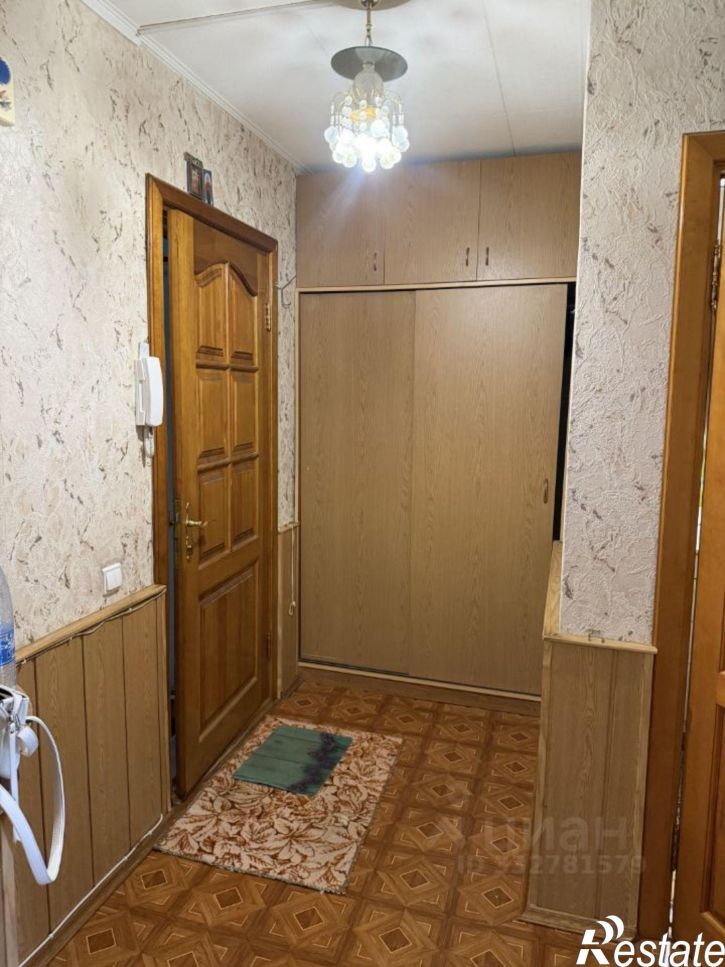 2-комн квартира пер Карякина, 1,  д. 1