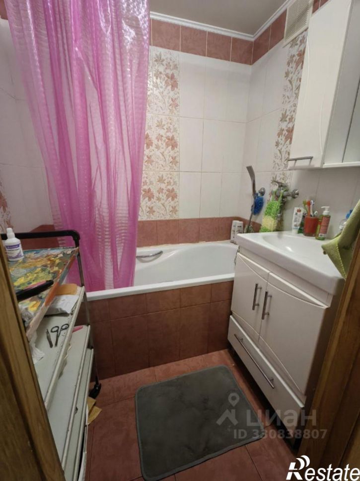 3-комн квартира ул Георгия Димитрова, 52а,  д. 52а